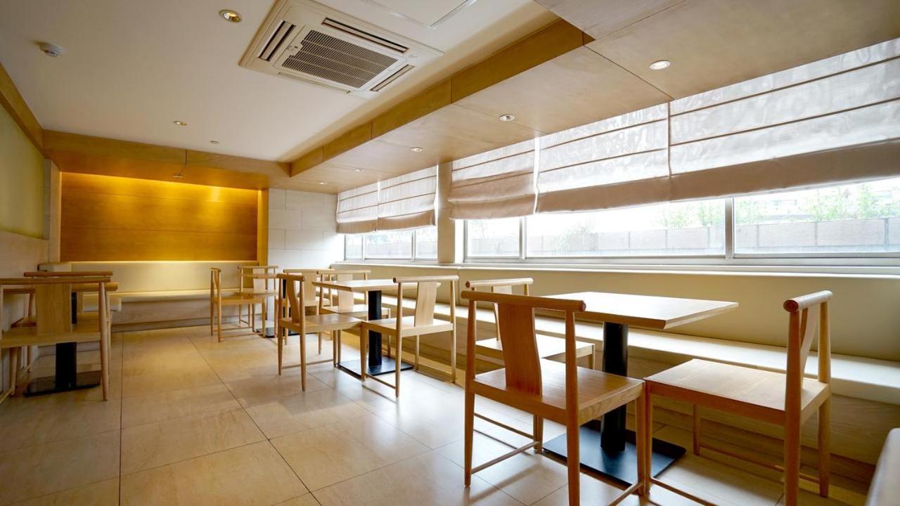 Ji Zhangjiang Jinke Road Hotel 3*