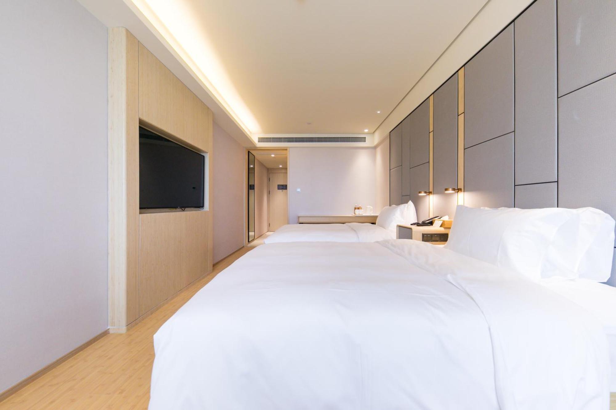 Ji 3* Shanghai